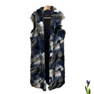 Boston Proper Faux Fur Vest in Blue and Gray